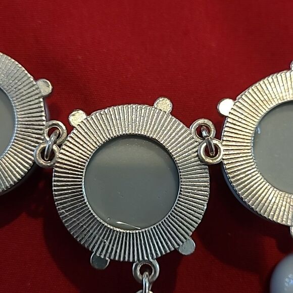 Gray and Silver Cascading Costume Jewelry - Picture 9 of 9
